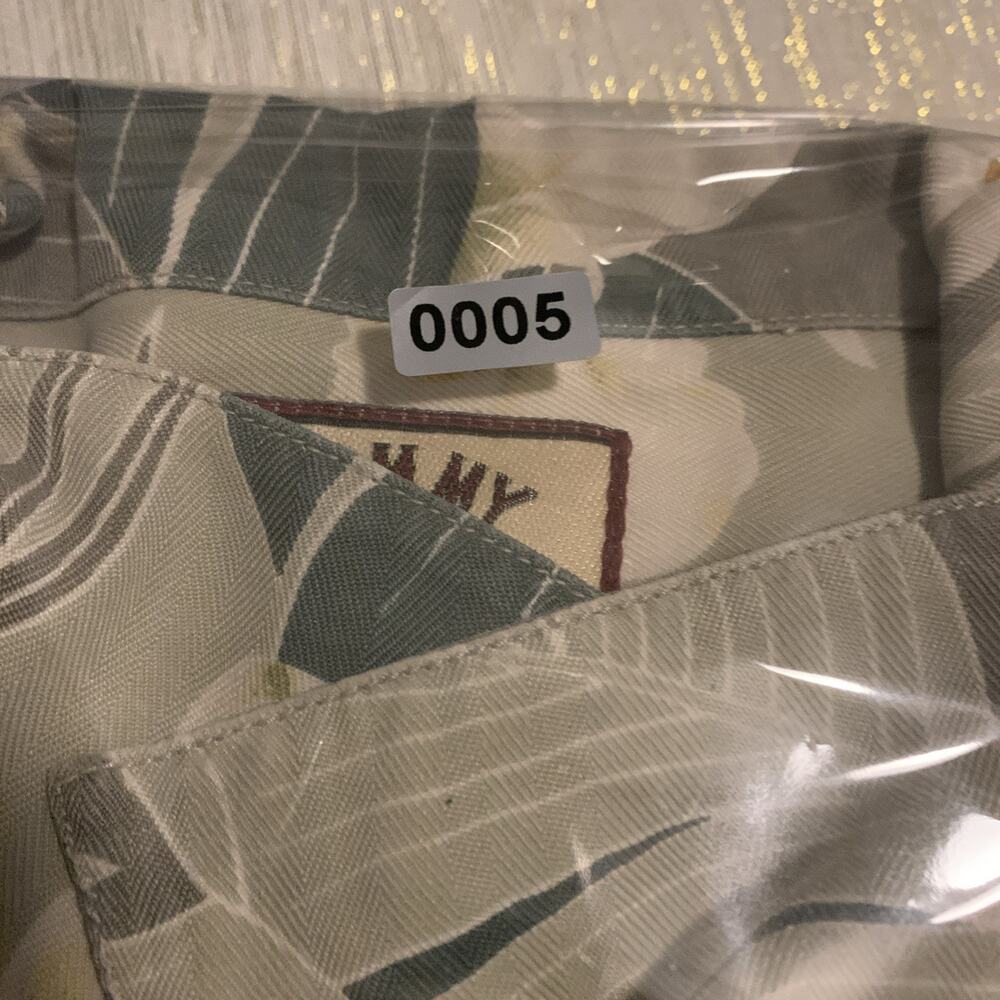 Tommy Bahama Hawaiian Shirt 100% Silk Large Green Button Up Short Sleeve - Picture 5 of 5